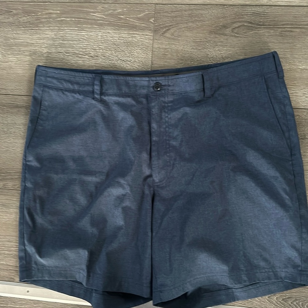 Pro Tour size 40 golf shorts